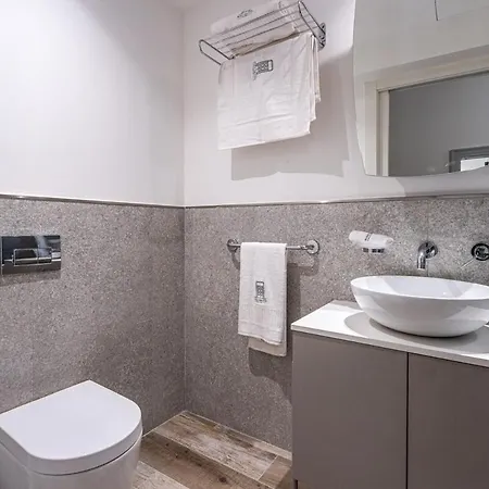 דירה Old Theatre - Vulcano *